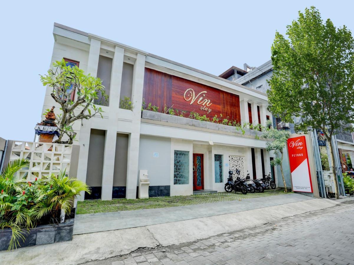 Super Oyo Capital O 90291 Vin Stay Petanu Pesanggaran Buitenkant foto