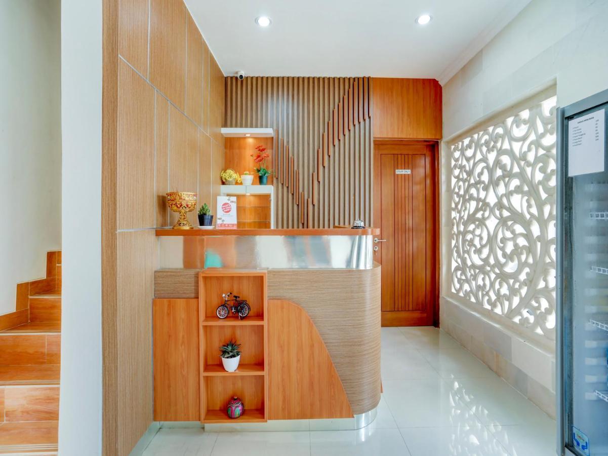 Super Oyo Capital O 90291 Vin Stay Petanu Pesanggaran Buitenkant foto