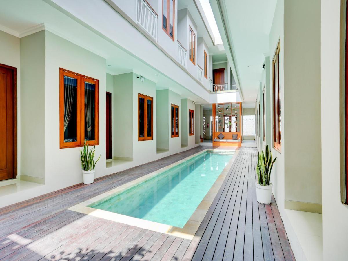 Super Oyo Capital O 90291 Vin Stay Petanu Pesanggaran Buitenkant foto