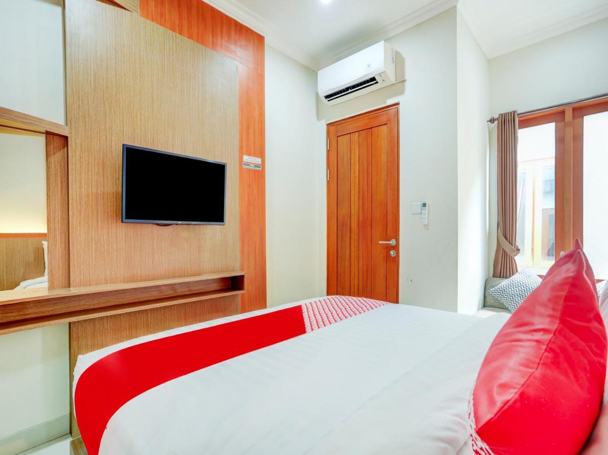 Super Oyo Capital O 90291 Vin Stay Petanu Pesanggaran Buitenkant foto